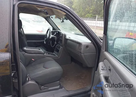 2004 Chevrolet Avalanche 1500 from USA, damaged, VIN 3GNEC12T14G118884